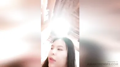 Chubby guy fucks his Asian girlfriend in barber shop (AMATEUR)