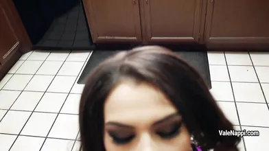 Blowjob for breakfast