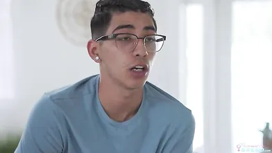 Stuck On Stepmoms Boobies