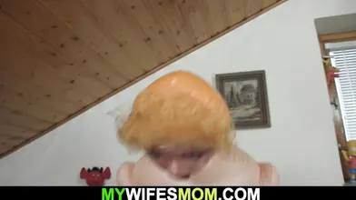 My girlfriends mom helps me cum
