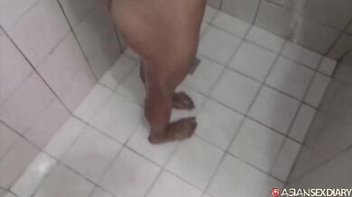 Daisy2 - Shower n Caress - 4min Clip