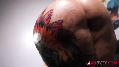 Santana Red makes your foot fetish dreams come true