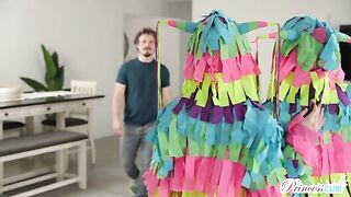 Its A Party In My Pants On Cinco De Mayo - S9:E3