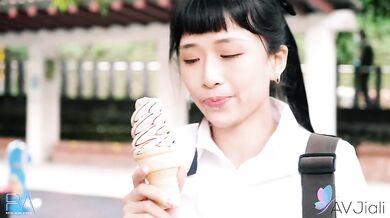 Teaser Han Yan for AV Jiali