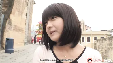 A date in Macau with Iku Sakuragi and her tour guide turned lover