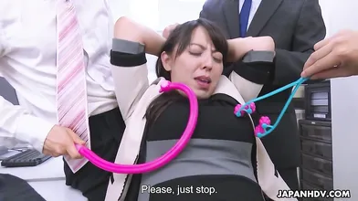 Ryouko Murakami In A Hot Office Threesome