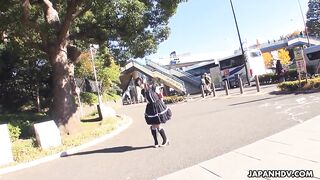 Yui Kyouno fooled to suck cock to become a model