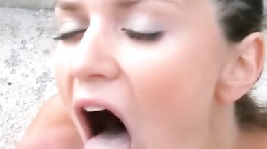 Spring break slut wants cock