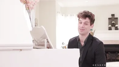 She's A Ten - Scene 1