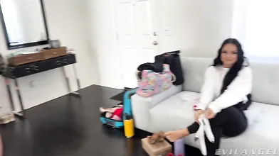 MICK BLUE Six-Girl Reverse Gangbang