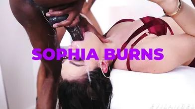 SOPHIA BURNS Deepthroat & Facial 3-Way