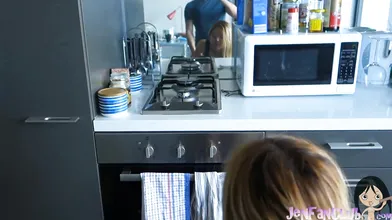 Asian girlfriend homemade fuck