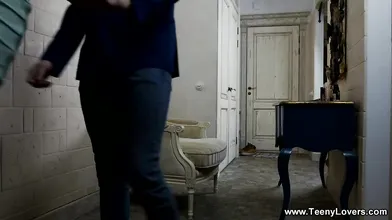 Teeny fuck and messy cumspray