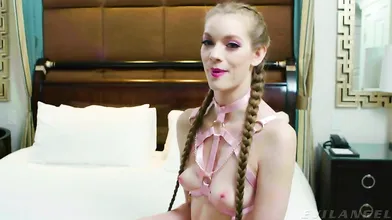 Richard Mann & Erin Everheart, Scene #01
