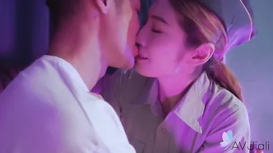 Sexy Officer Li Zhiyan Convinces Horny Man To Join The Military