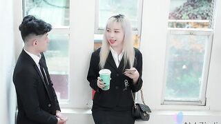 Dominant Boss Lady, Wang Yixin, Takes Advantage Of Male Office Worker