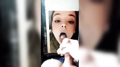 Xcenia gets exposed and tributs over face