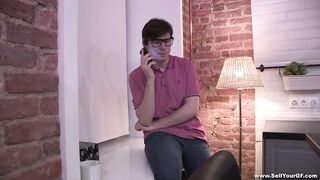 Young pussy for a smartphone