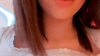 Web cam girl showing boobs