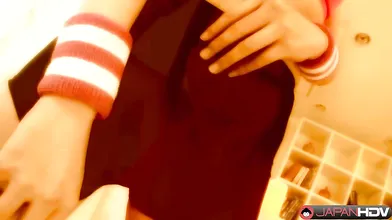 Sexy Emi Masaki does sport and shows how she is flexible and strong