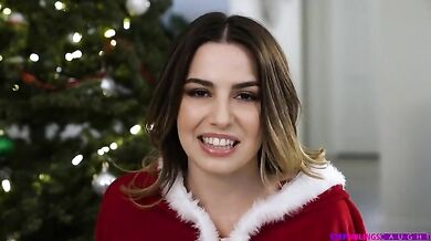 Keep The Presents Cumming - S25:E3