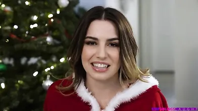 Keep The Presents Cumming - S25:E3