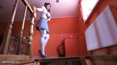 Busty SchoolGirl