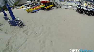 Fucking random vacation hottie