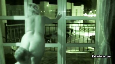 Night sex