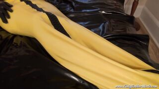 Dildo and Fingerfucking encased in Rubber