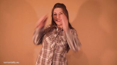 Bouncing tits slow motion