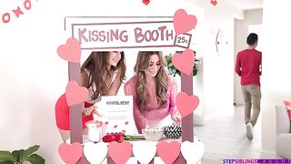 Cash For Kisses On Valentines Day - S25:E7