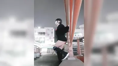 Girl in public orgasm