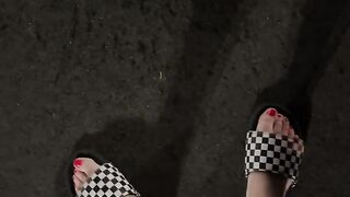 Girl piss on the road