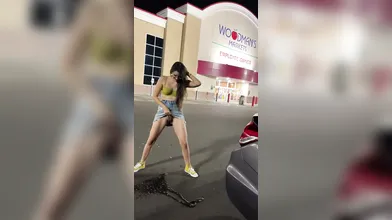 Girl piss on the road