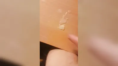 GeiloBoyzp cumming on Table