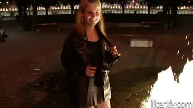 Downtown pussy flashing