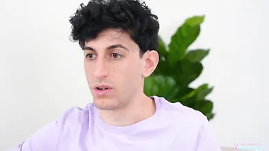 Stepmom Wants Cream Filling On Easter - S4:E5