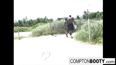 Lady wants 2 cocks