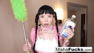 Alien Hotel House Keeper attacks Misha's Alien Pussy!