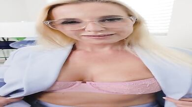 My Therapist Fucked My Problems Away - S3:E3