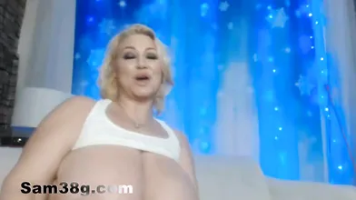Busty milf dildo cam show
