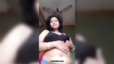 Desi Village Aunty
