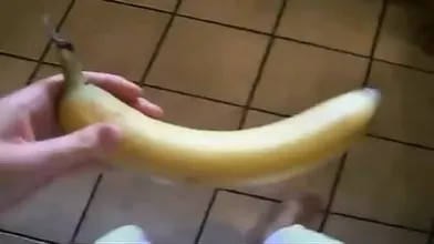 Sexy Kleine Macht Es Sich Mit Banane