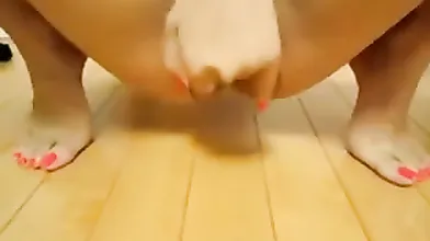 chinese woman fuck with cup
