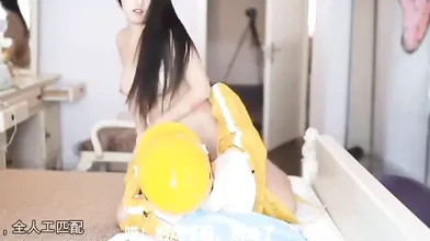 Chinese crazy girl fucks deliveryman