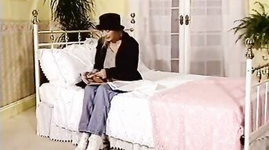 Linsey's Lezzie Seduction