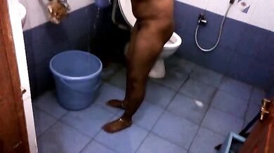 Shilpa Bhabhi In Shower