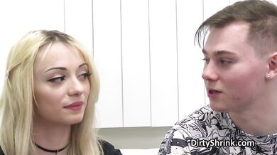 Inexperienced couple needs milf doctors support