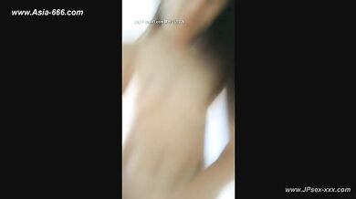 Chinese Teens Live Chat With Mobile Phone.590